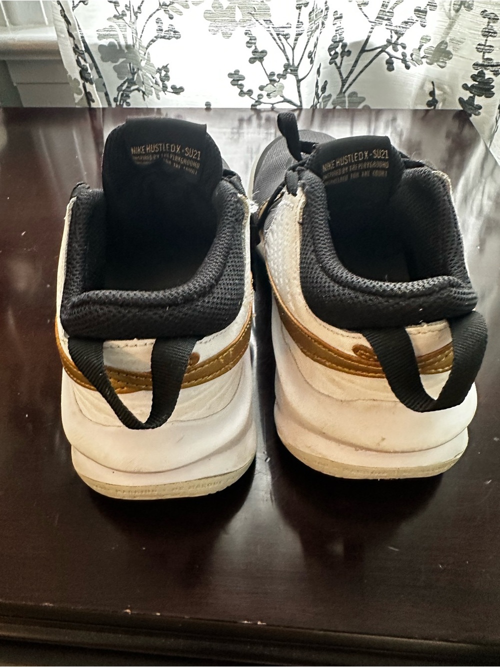 Nike Black, White and Gold Low-Top Sneakers - Picture 8 of 9